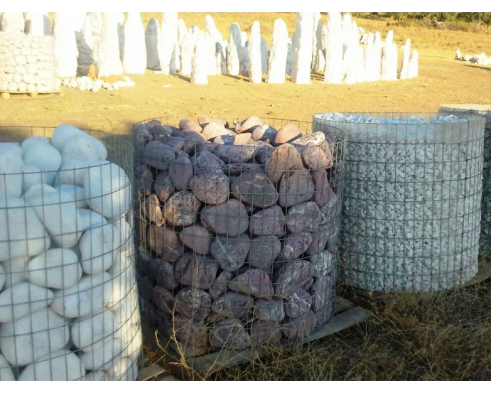 Yuvarlanmış Taşlar