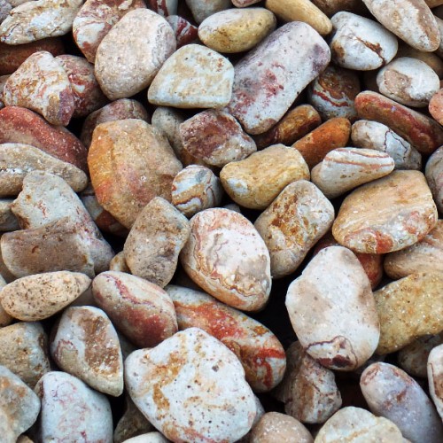 Yuvarlanmış Taşlar